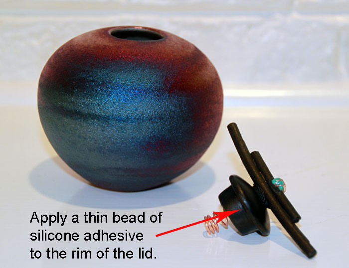 Sealing a Cremation Urn - Ceramic